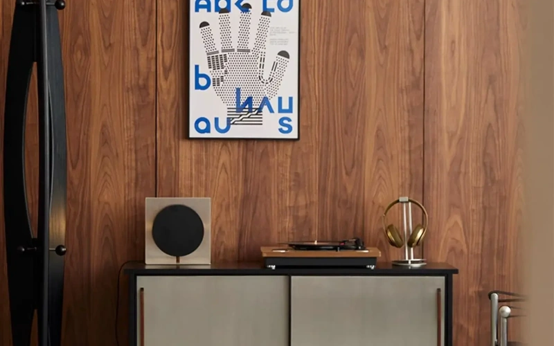 modern-oak-vinyl-record-storage-cabinet